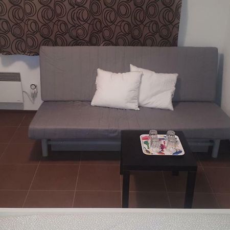 Apartman - Sukromie V Meste Bratislava Buitenkant foto